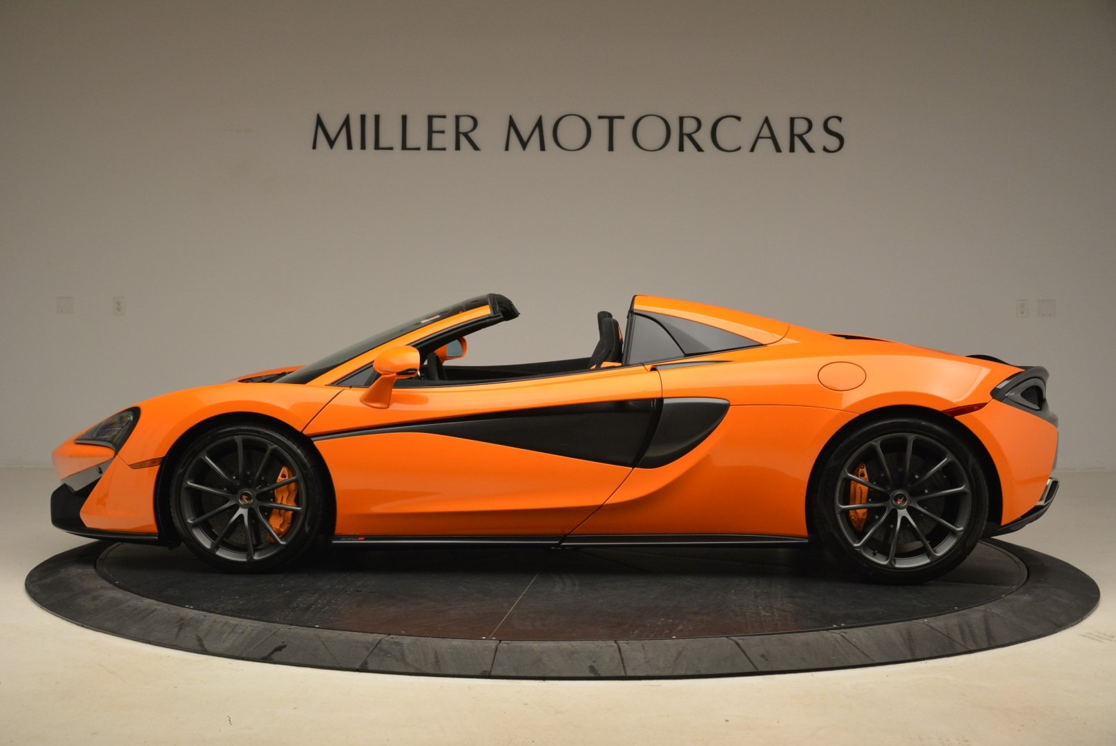 Orange Spider with body color roof