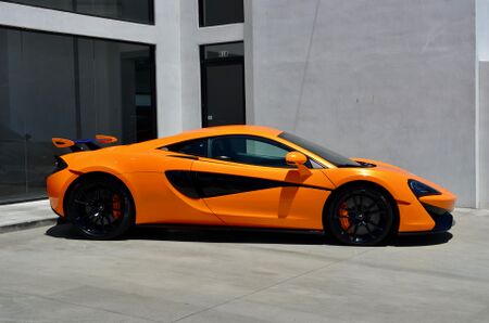 Orange-McLaren-570S-coupe.jpg